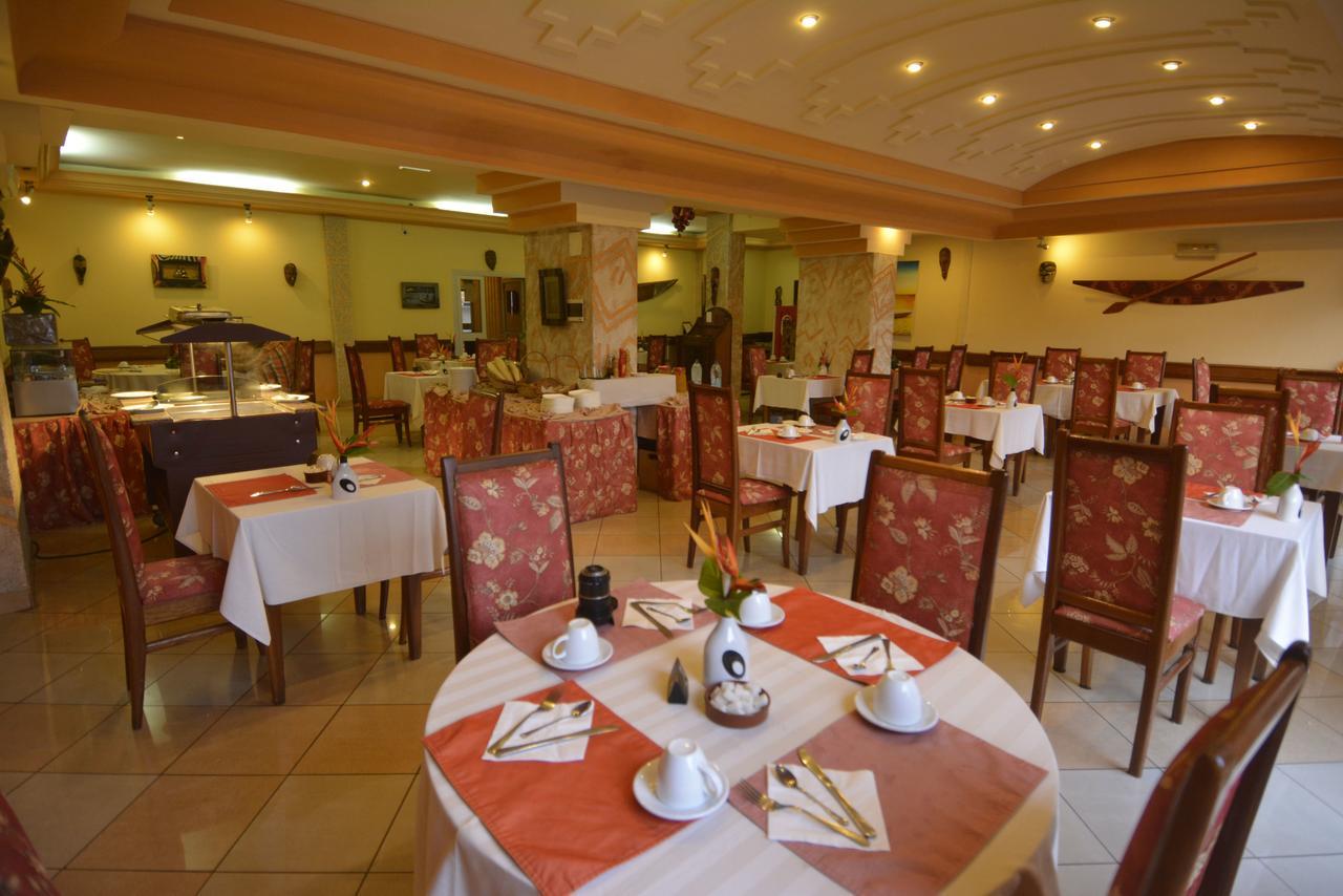 Merina Hotel Yaoundé Kültér fotó