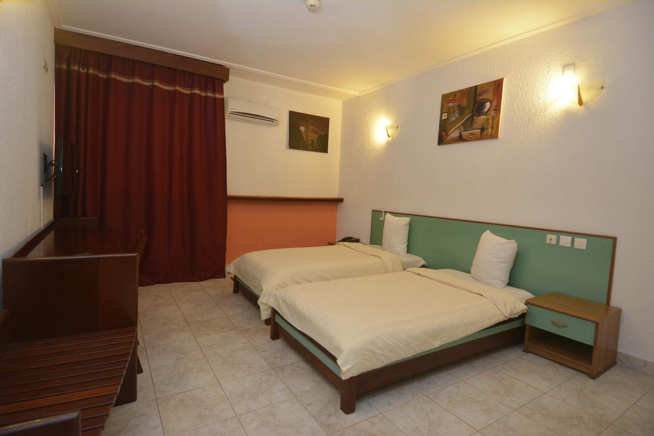 Merina Hotel Yaoundé Kültér fotó